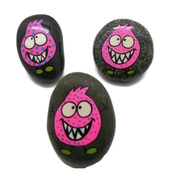 Preview: Drei lustige Schmunzelsteine mit Monster Gesicht